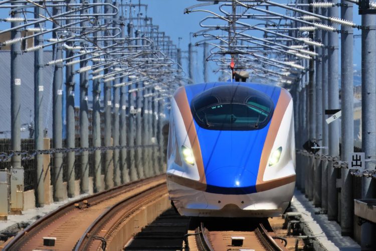 3月16日には北陸新幹線の金沢~敦賀間の延伸も控えている(写真:イメージマート)