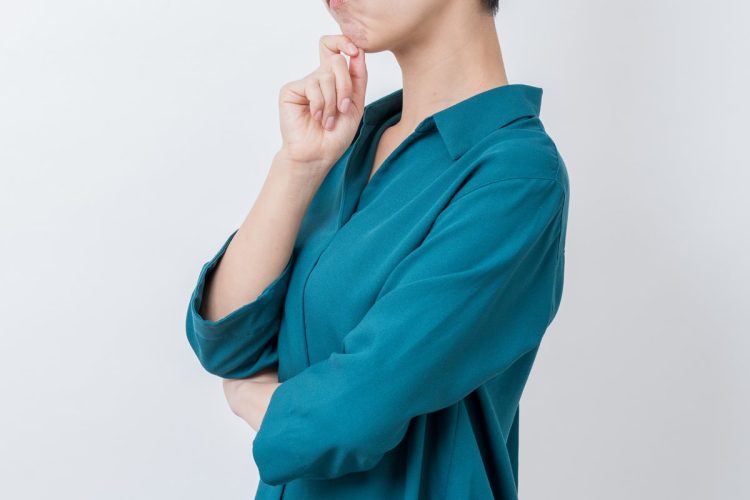 縁故採用を行う会社の体制に納得がいかず退職したという人も（イメージ）